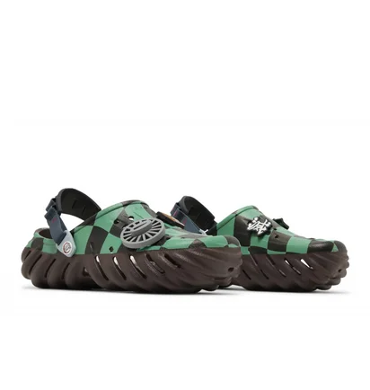 Сандали мужские CROCS Demon Slayer X Echo Clog Brown/Green 209317-2ZH