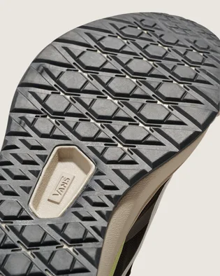 Кросівки унісекс Vans Ultrarange 2.0 Rw Brown VN000D60RML