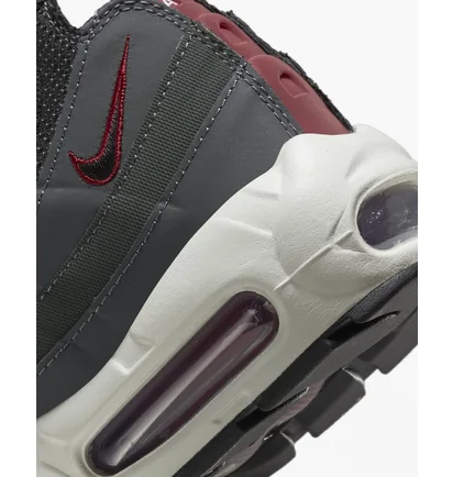 Кросівки чоловічі Nike Air Max 95 Essential Grey Dq3982-001