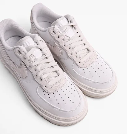 Кросівки чоловічі Nike Air Force 1 Low Luxe Summit DD9605-100