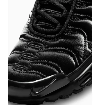 Кросівки жіночі Nike Air Max Plus Black Anthracite Black FV1169-001
