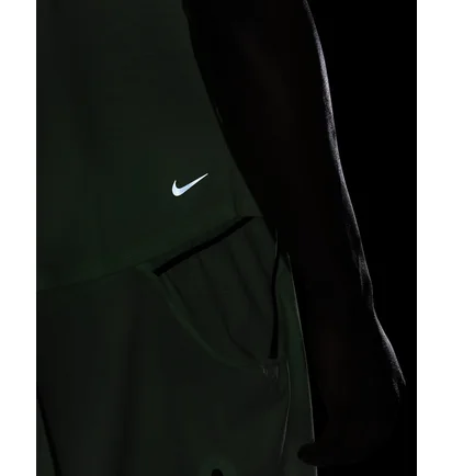 Майка чоловіча Nike Solar Chase Dri-Fit Sleeveless Running Top Green FN3309-376