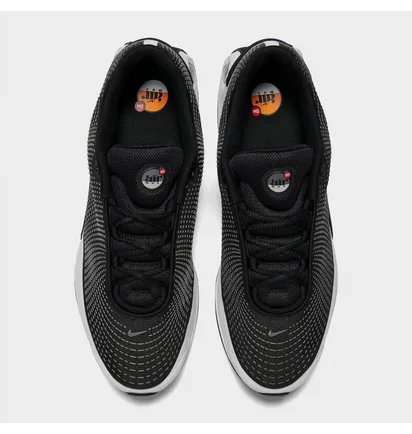 Кросівки чоловічі Nike Air Max Dn Casual Shoes Black/White DV3337-003