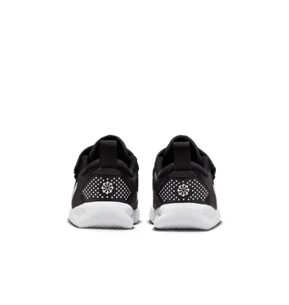Кросівки дитячі Nike Omni Multi-Court Black DM9028-002