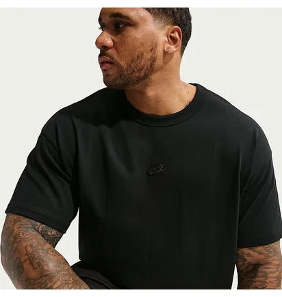Футболка мужская Nike Sportswear Premium Essential Tee Black IH1121-010