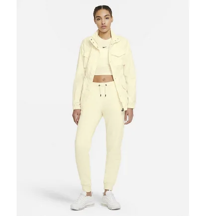 Куртка жіноча Nike Sportswear Yellow CZ8972-114