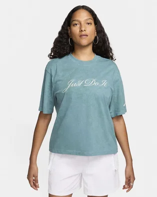 Футболка женская Nike T-Shirt Sportswear Light Blue FZ4889-361