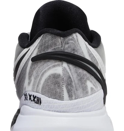 Кросівки чоловічі Nike Kyrie 8 Grey DJ6017-101