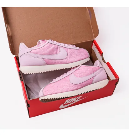 Кросівки жіночі Nike Cortez Pink HM8286-600