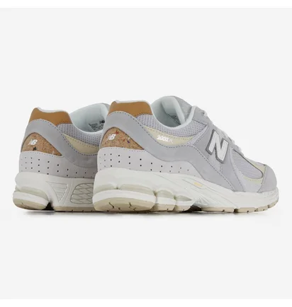 Кроссовки мужские New Balance 2002R Grey M2002RSB