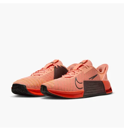 Кросівки чоловічі Nike Metcon 9 Flyease Peach DZ2615-801