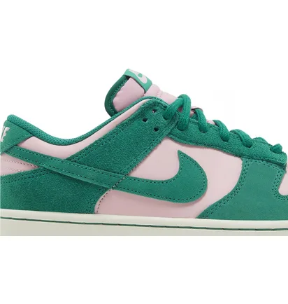 Кросівки чоловічі Nike Dunk Low Se Green/Pink FZ0549-600