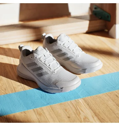 Кроссовки женские Adidas Novaflight 2 Indoor White IG1609