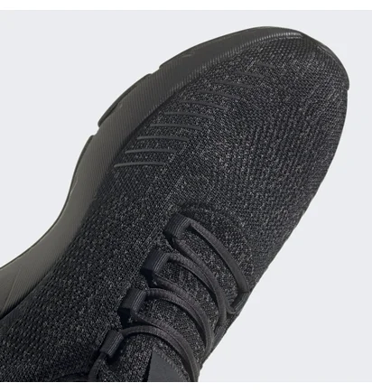 Кросівки чоловічі Adidas Swift Run 22 Shoes Black GY1940