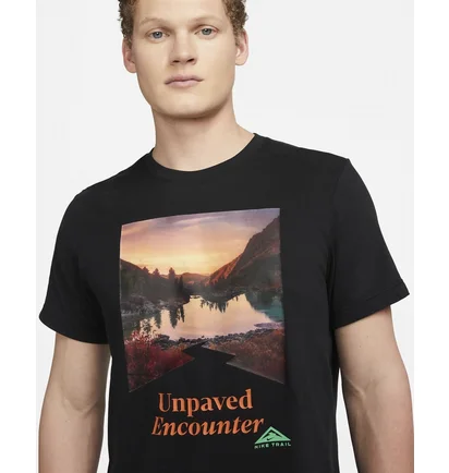 Футболка мужская Nike T-Shirt Trail Dri-Fit Black FD0120-010