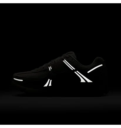 Кроссовки женские Nike Zoom Vomero 5 White FJ2028-002