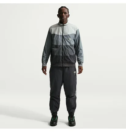 Олімпійка чоловіча Nike Sportswear Woven Grey IO3152-060