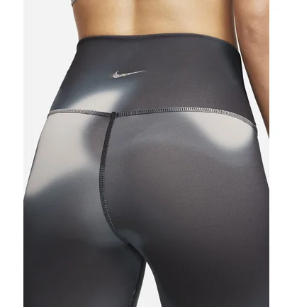 Леггинсы женские Nike Womens 7/8 High-Rise Printed Leggings Black/White Dm7015-070