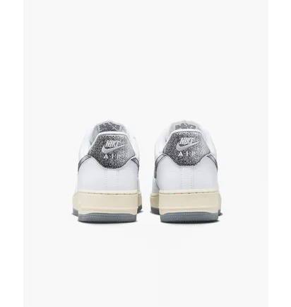 Кроссовки мужские Nike Air Force 1 07 Lx Shoes White DV7183-100