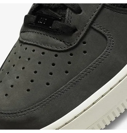 Кросівки жіночі Nike Air Force 1 Mem 4 Grey D06714-001