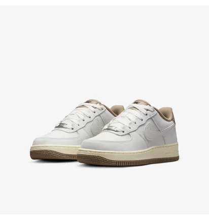 Кроссовки детские Nike Air Force 1 Lv8 White HF6924-100