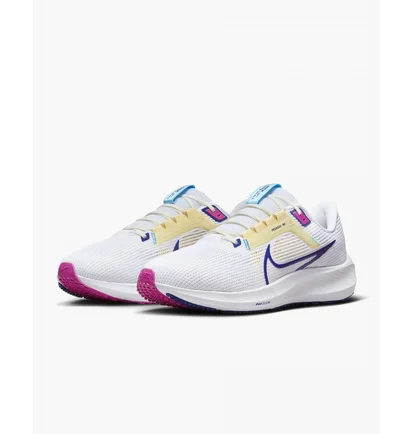 Кросівки чоловічі Nike Pegasus 40 White DV3853-105