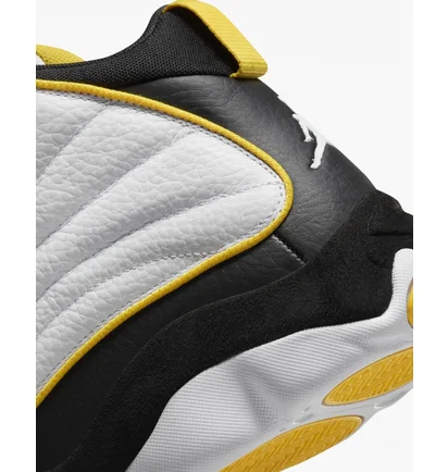 Кросівки чоловічі Air Jordan Pro Strong Shoes White/Black DC8418-107