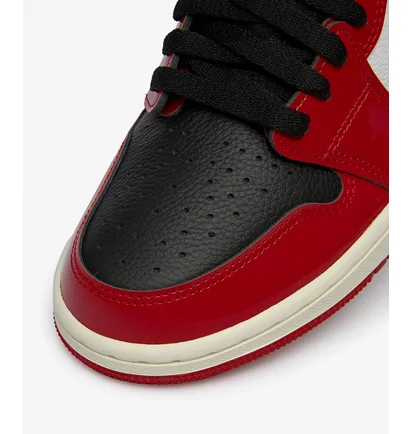 Кросівки жіночі Air Jordan 1 Zoom Cmft Patent Chicago Red/White CT0979-610