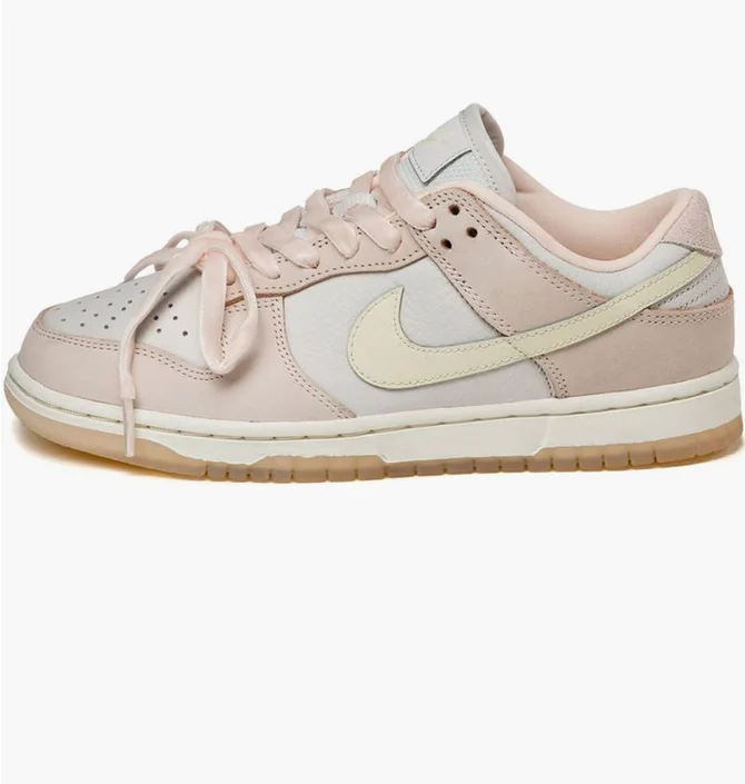 Кросівки жіночі Nike Dunk Low Prm White/Beige FB7910-601