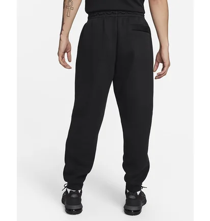 Штани чоловічі Nike Tech Fleece Reimagined Black FN3403-010