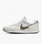 Кросівки чоловічі Nike Venture Runner White CK2944-101