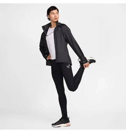 Куртка жіноча Nike Fast Repel Running Black FZ4852-010