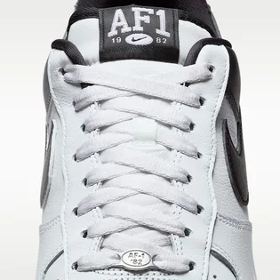 Кросівки чоловічі Nike Air Force 1 07 Lv8 Black/White IB6847-100