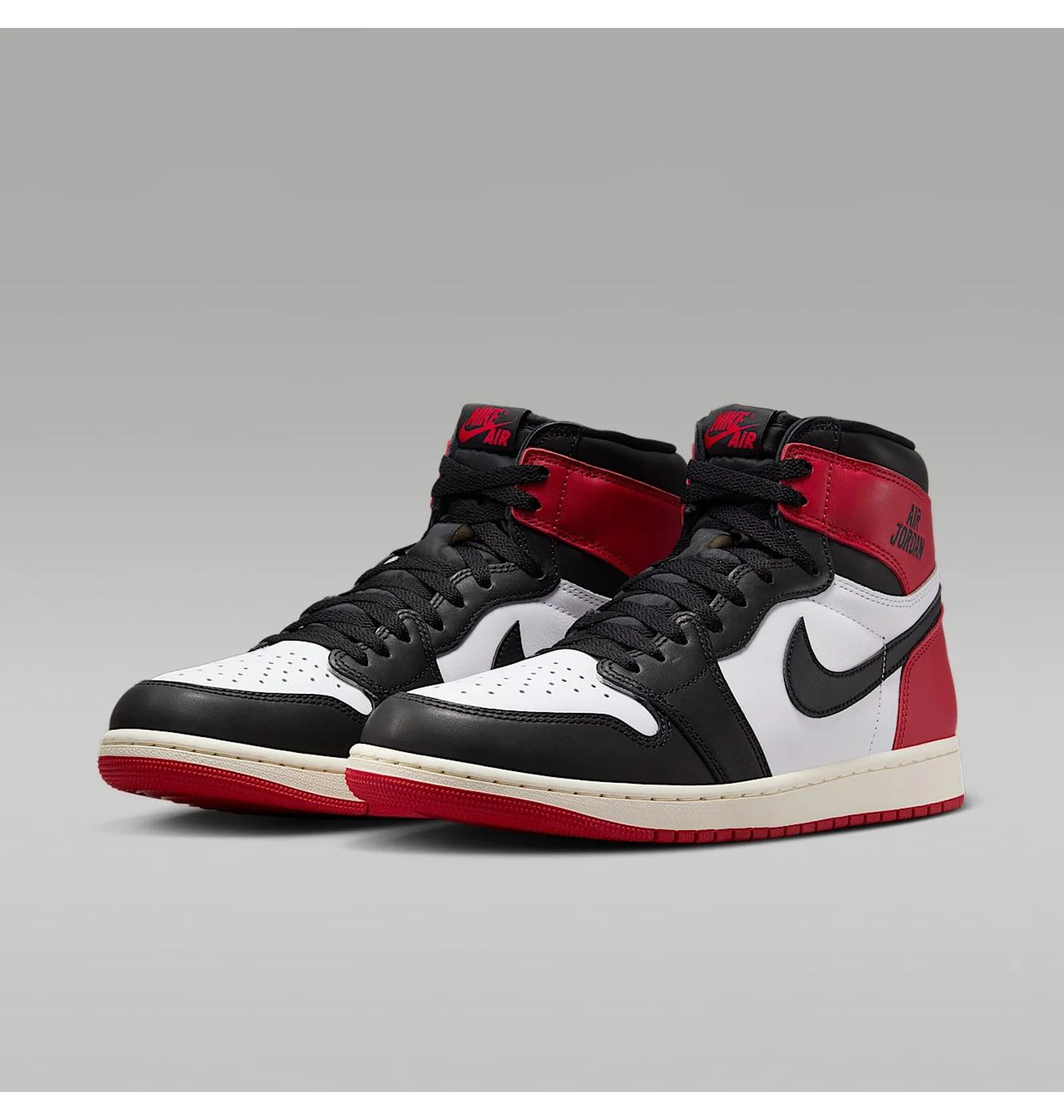 ᐉ Кросівки чоловічі Air Jordan 1 Retro High White/Black DZ5485