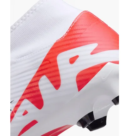 Бутсы унисекс Nike Mercurial Superfly 9 Academy Multi-Ground Soccer Cleats White/Orange DJ5625-600