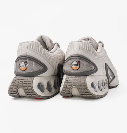 Кросівки чоловічі Nike Air Max Dn Grey DV3337-009