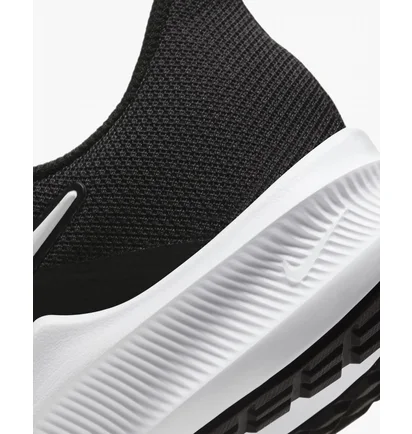 Кроссовки женские Nike Wmns Downshifter 11 Black CW3413-006