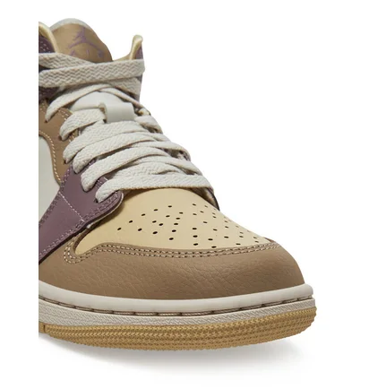 Кросівки чоловічі Air Jordan 1 Mid Beige HV2370-100