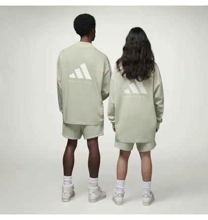 Лонгслив унисекс Adidas Basketball Long Sleeve Tee Grey Ia3422