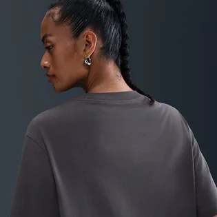 Футболка жіноча Nike Sportswear Essential T-Shirt Grey FD4149-082