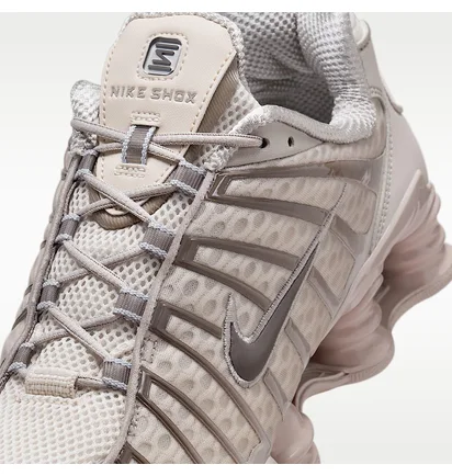 Кроссовки мужские Nike Shox T L MenS Shoes Beige AV3595-104