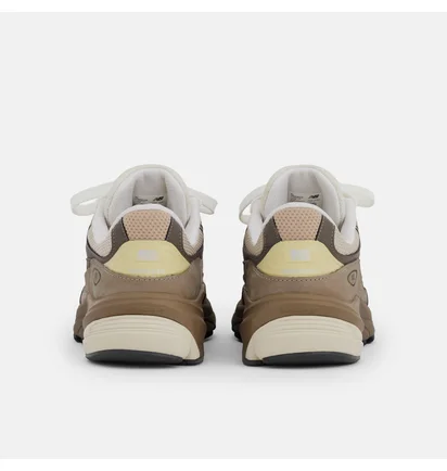Кросівки унісекс New Balance 990V6 Brown U990SG6