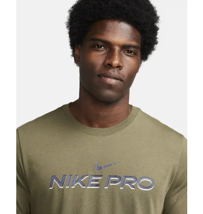 Футболка мужская Nike T-Shirtdri-Fit Olive FJ2393-222