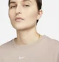 Футболка женская Nike Nsw Essntl Tee Bf Lbr Beige Dn5697-242