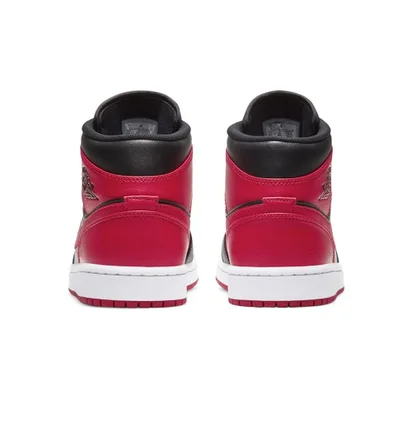 Кроссовки мужские Air Jordan 1 Mid Banned Black/Red 554724-074