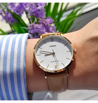 Часы женские Casio Timeless Collection LTP-VT01GL-7B