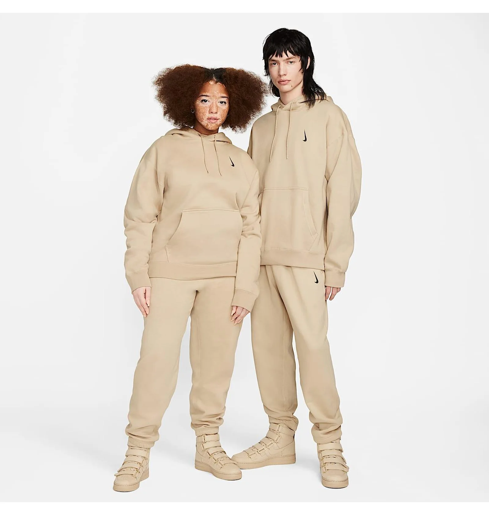 ᐉ Штаны женские Nike Billie Eilish Fleece Trousers Beige DQ7752
