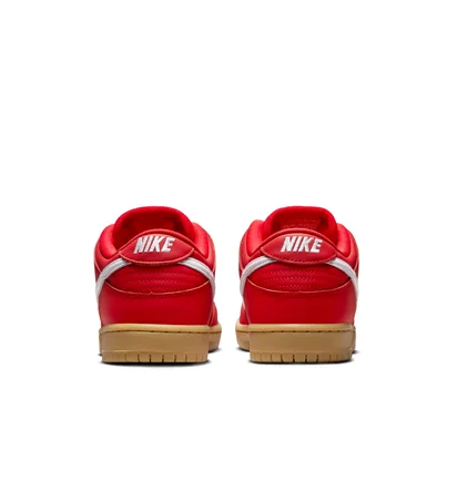 Кроссовки унисекс Nike Dunk Low Sb Red FJ1674-600