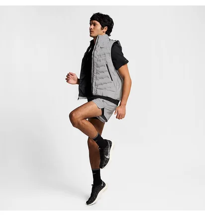 Жилетка чоловіча Nike Nk Tfadv Run Div Vest Grey FZ1131-035