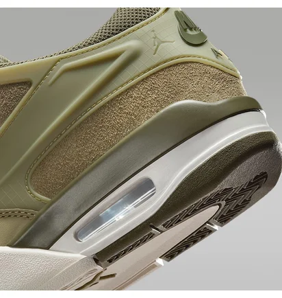 Кроссовки женские Air Jordan 4 Rm Olive IB7694-201